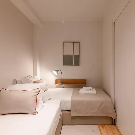 Fully Renovated! In The Heart Of The Old Town - Bica *